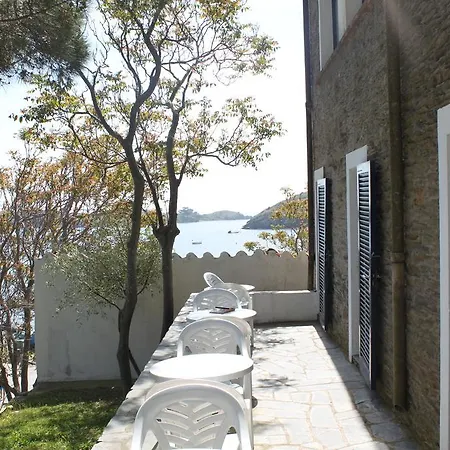 База отдыха Bungalow Port-lligat *